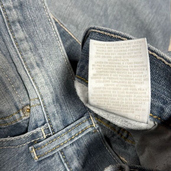 Izod Men’s Straight Fit Blue Jeans Size 38x30 - Picture 6 of 6